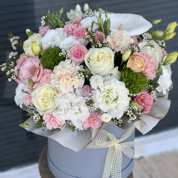  Belek Çiçek Gönder - Şık Kutuda Çiçekler