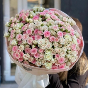 Belek Çiçekçi - Krizantem Ve Pembe Gül Buketi